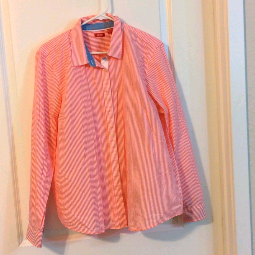 Woman's Long Sleeve Shirt